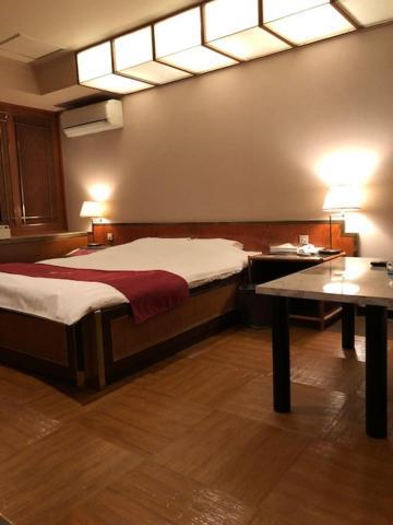 Prime Hotel Fulula プライムホテル フルーラ (Adults Only) Ōsaka Extérieur photo