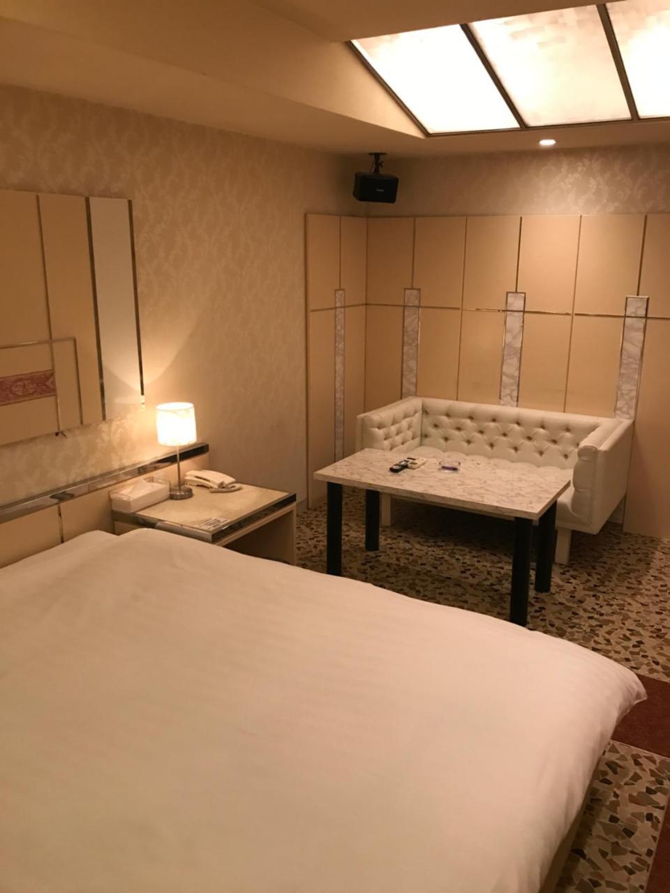 Prime Hotel Fulula プライムホテル フルーラ (Adults Only) Ōsaka Extérieur photo